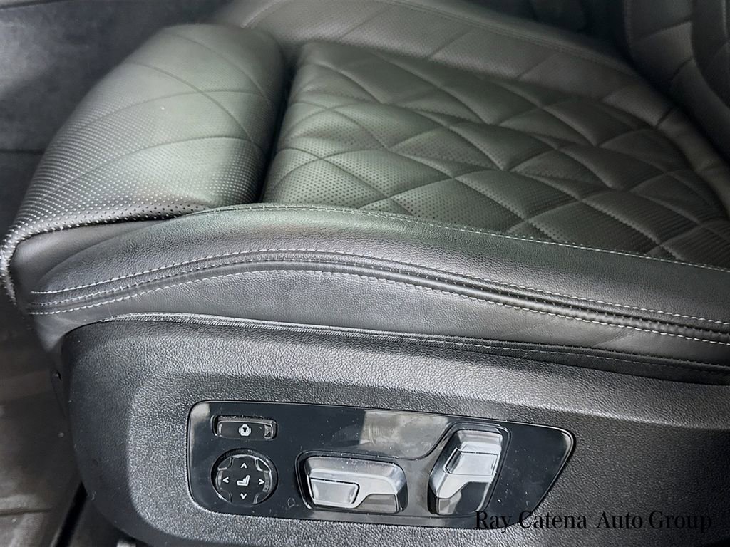 Used 2023 BMW X6 M50i w/ Climate Comfort Package image 20