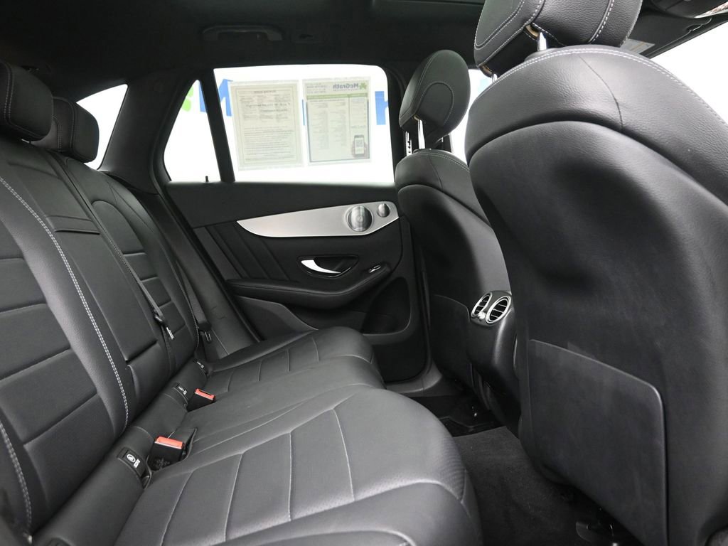 Used 2019 Mercedes-Benz GLC 350e GLC 350e image 8