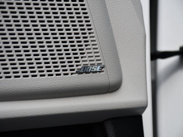 Used 2024 Kia Carnival SX Prestige image 15