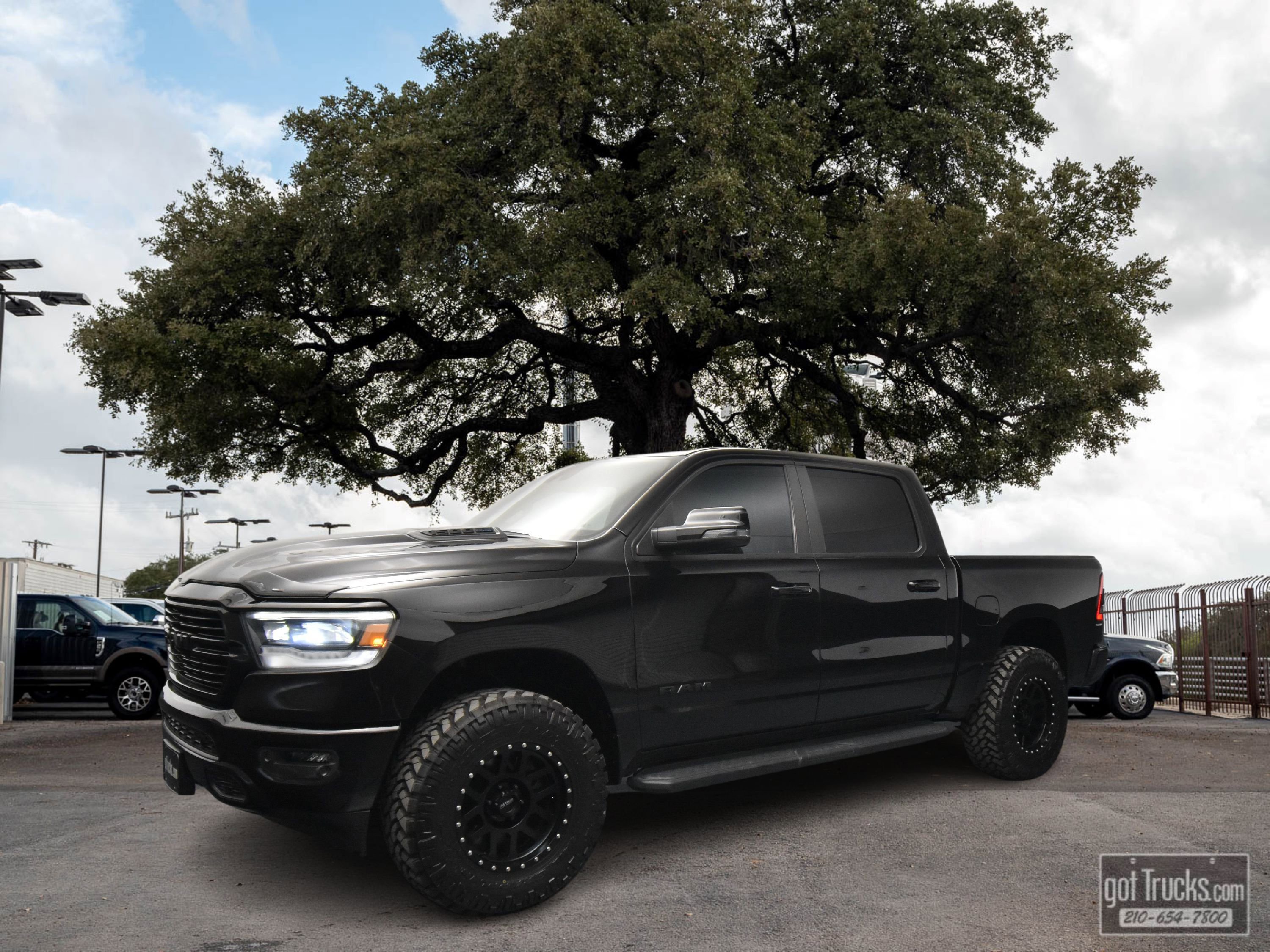Used 2023 RAM 1500 Laramie AWD/4WD video 1