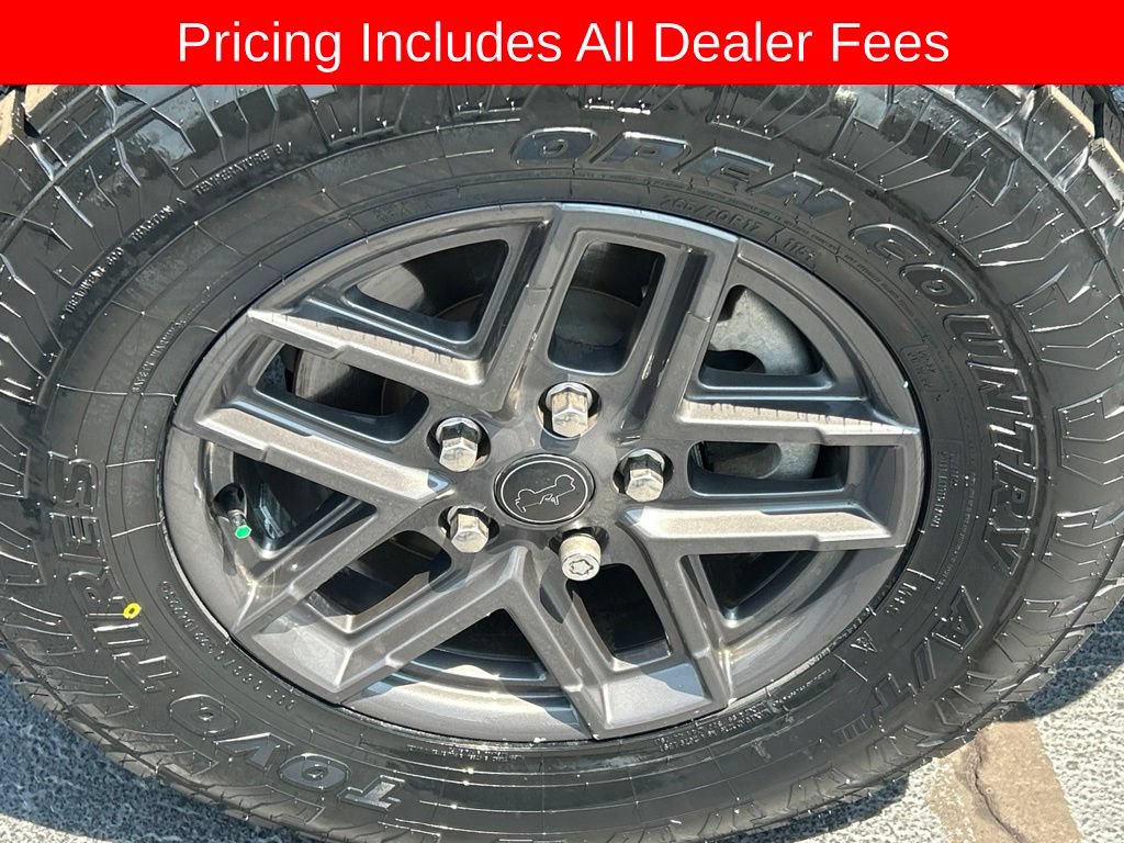 Used 2024 Jeep Wrangler Unlimited Sport AWD/4WD image 22