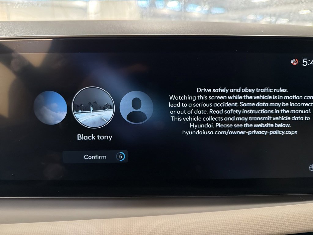 Certified 2025 Hyundai Tucson SE image 16