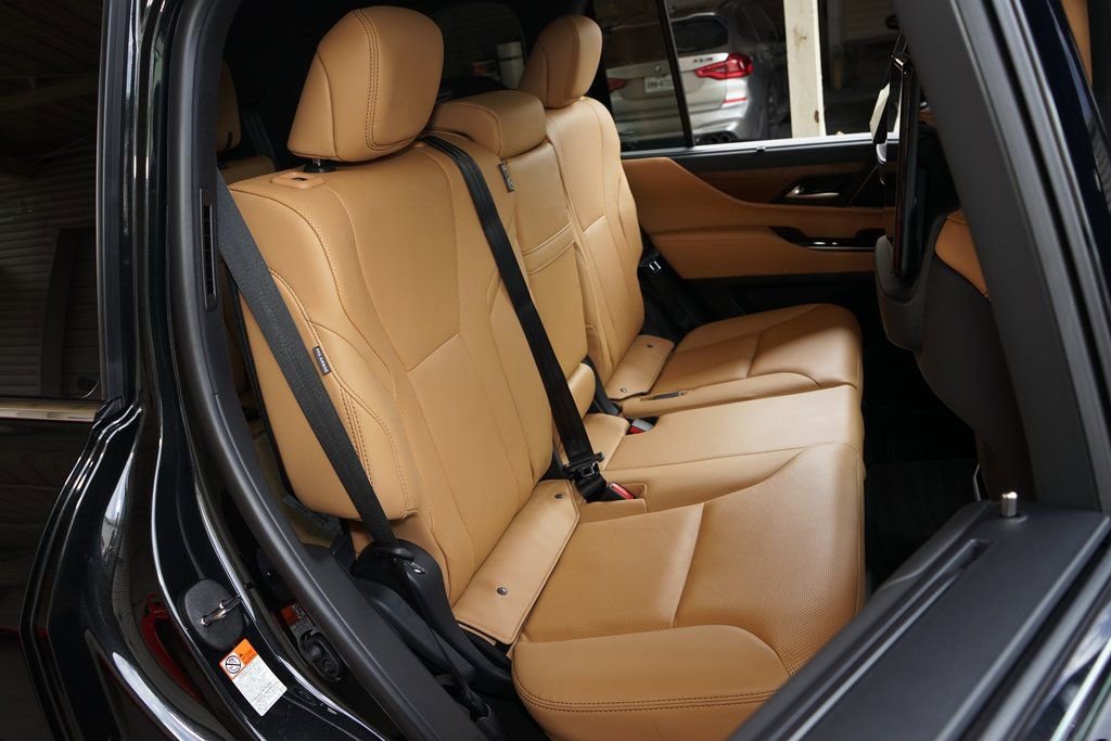 Used 2026 Lexus LX 700h Luxury w/ Accessory Package (Z1) image 22