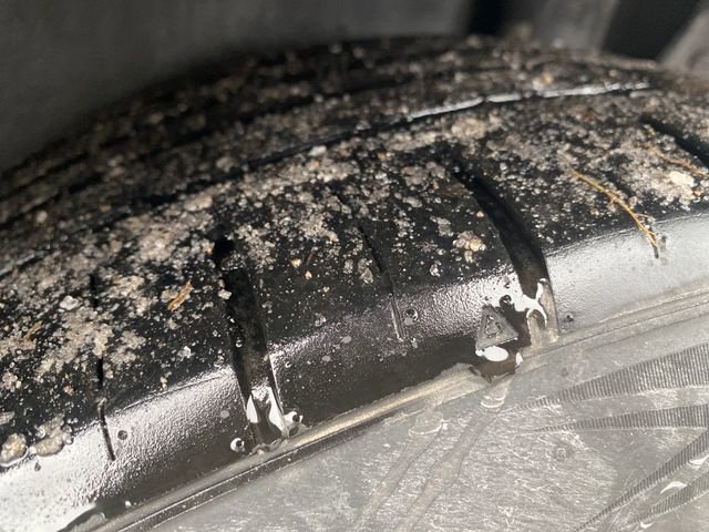 Used 2017 Dodge Challenger R/T Scat Pack w/ Leather Interior Group image 17