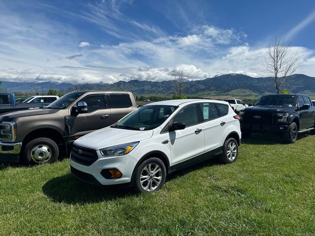 Used 2017 Ford Escape S FWD image 1