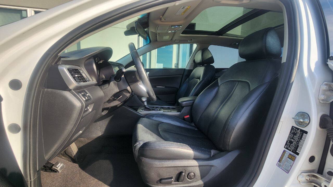 Used 2020 Kia Optima SE FWD image 10