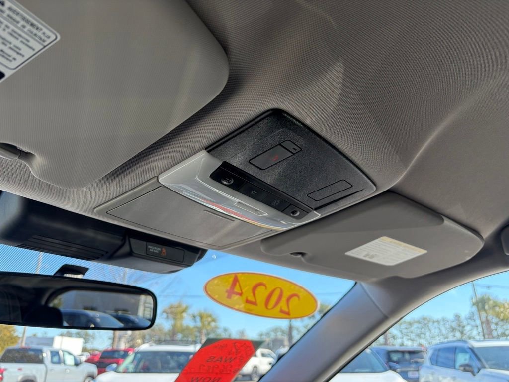 Used 2024 Mitsubishi Outlander SE image 24