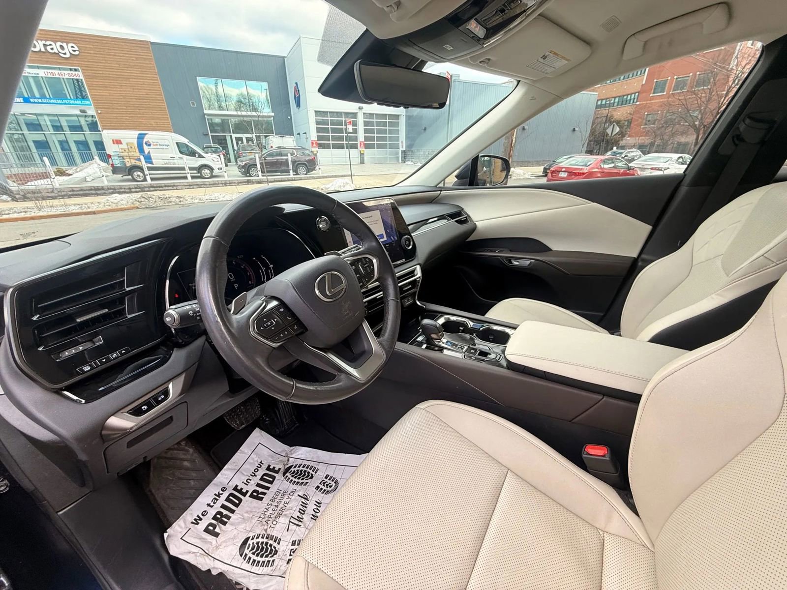 Used 2024 Lexus RX 350 FWD w/ Technology Package image 12