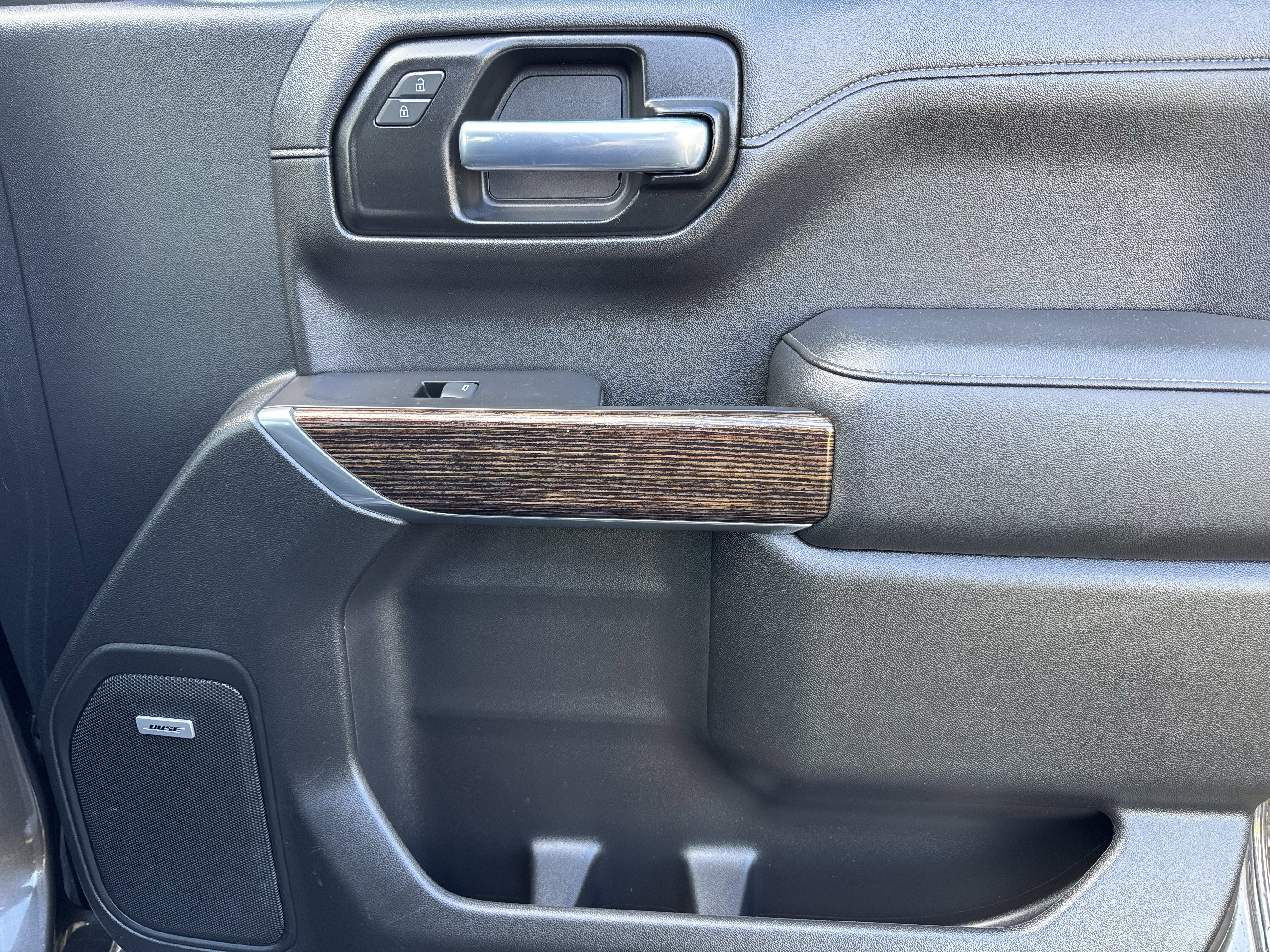 Used 2020 GMC Sierra 1500 Elevation w/ Elevation Value Package AWD/4WD image 24