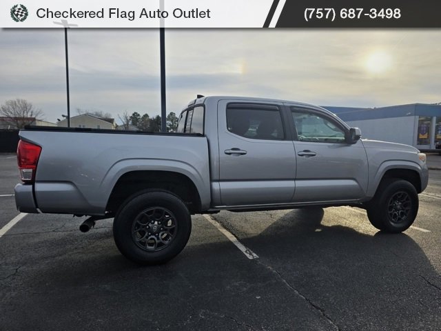 Used 2016 Toyota Tacoma SR image 8