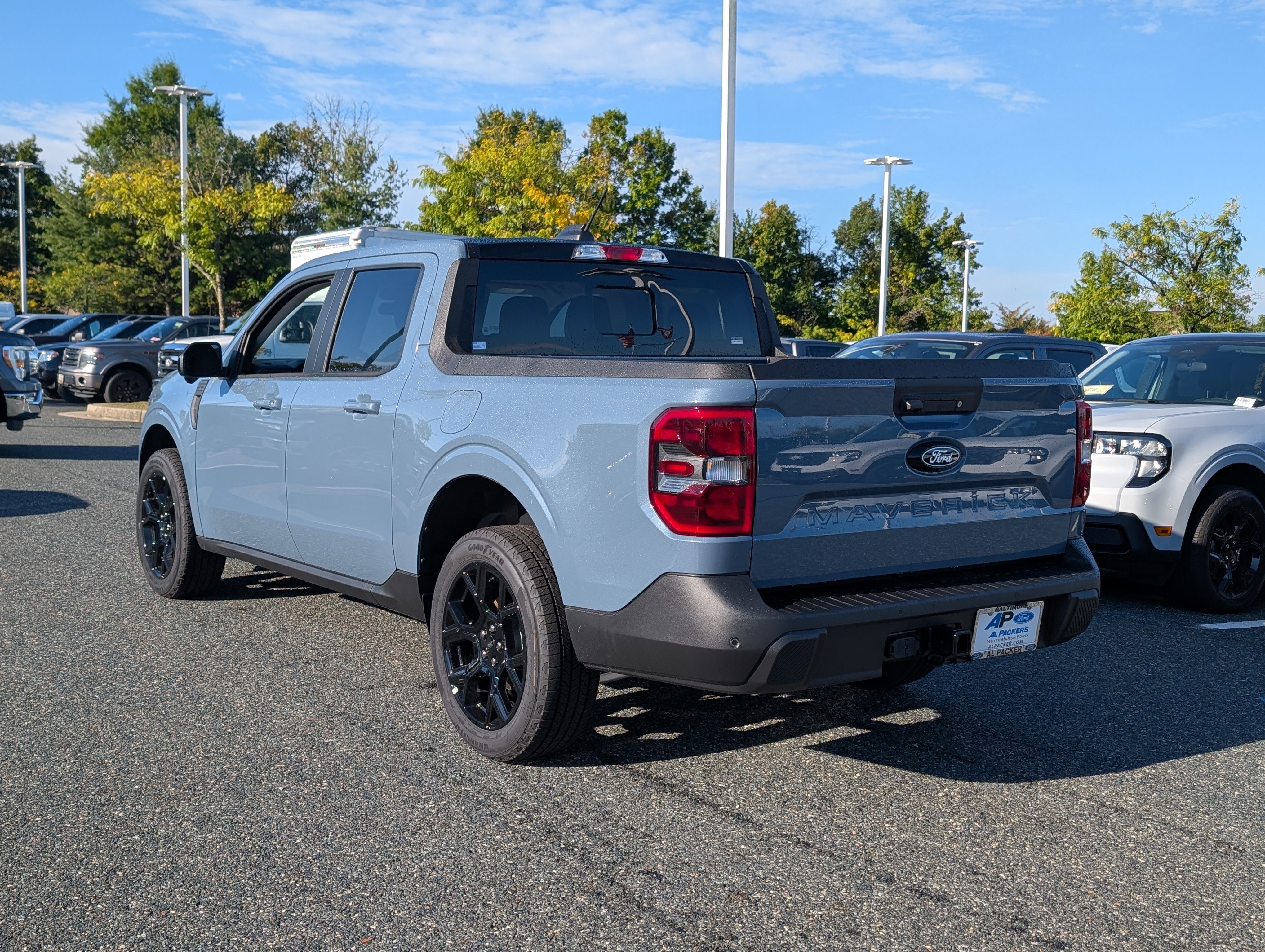 New 2025 Ford Maverick Lariat w/ Black Appearance Package image 3