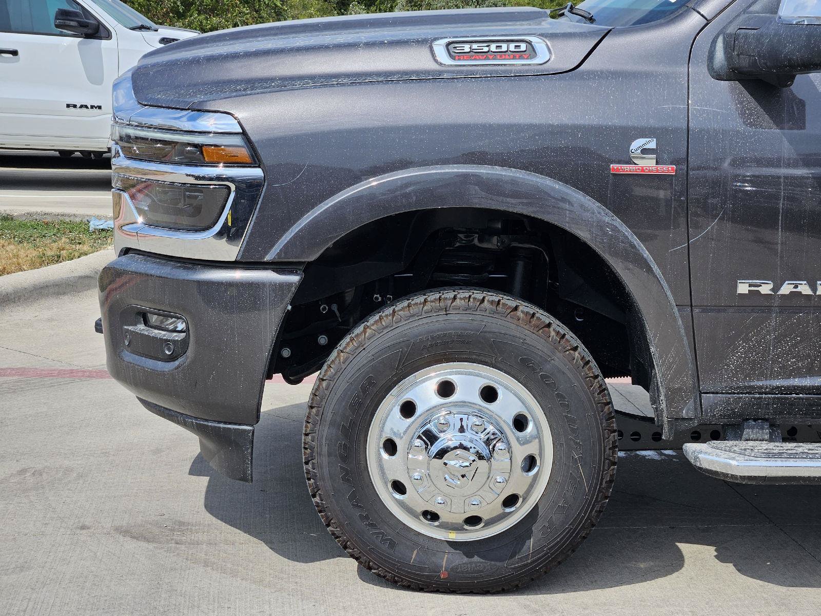 New 2027 RAM 3500 Laramie AWD/4WD image 8