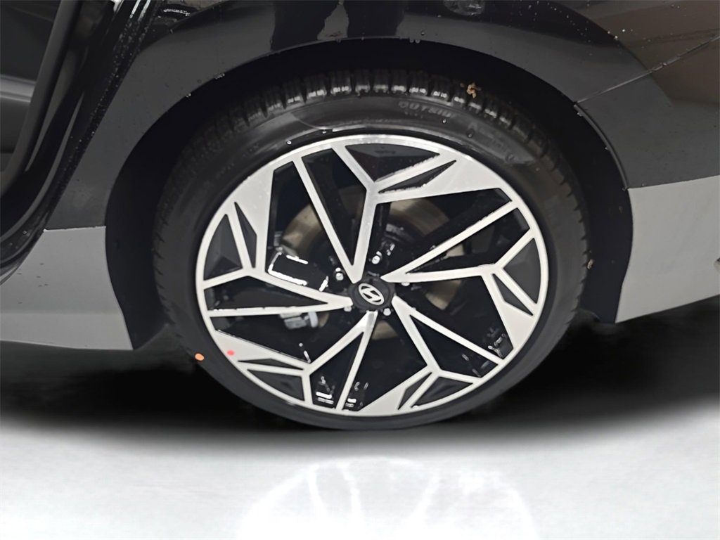 New 2025 Hyundai Ioniq 6 SEL image 31