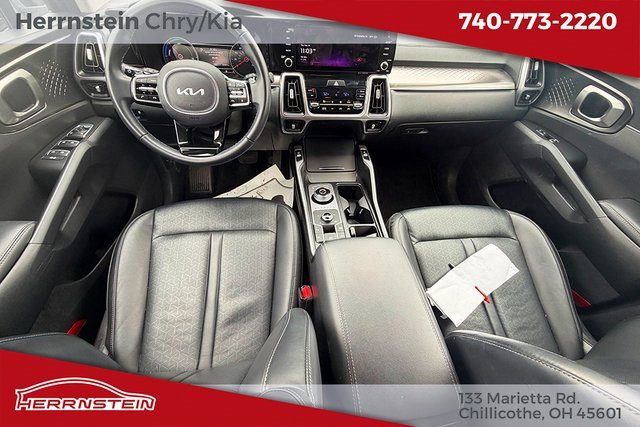Used 2023 Kia Sorento EX image 12