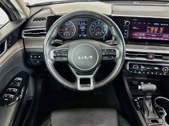 Used 2022 Kia K5 EX w/ EX Premium Package FWD image 12