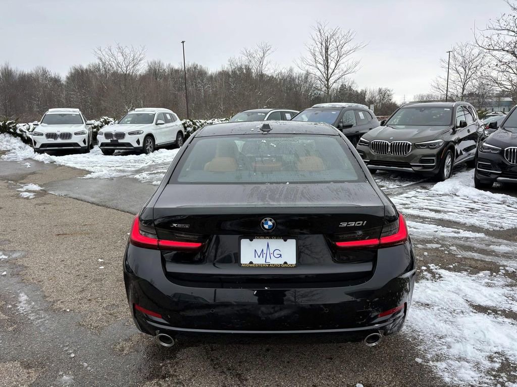 Certified 2025 BMW 330i xDrive Sedan image 6