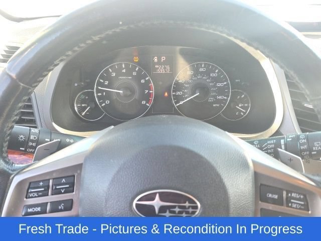 Used 2012 Subaru Outback 2.5i Limited w/ Moonroof Pkg AWD/4WD image 12