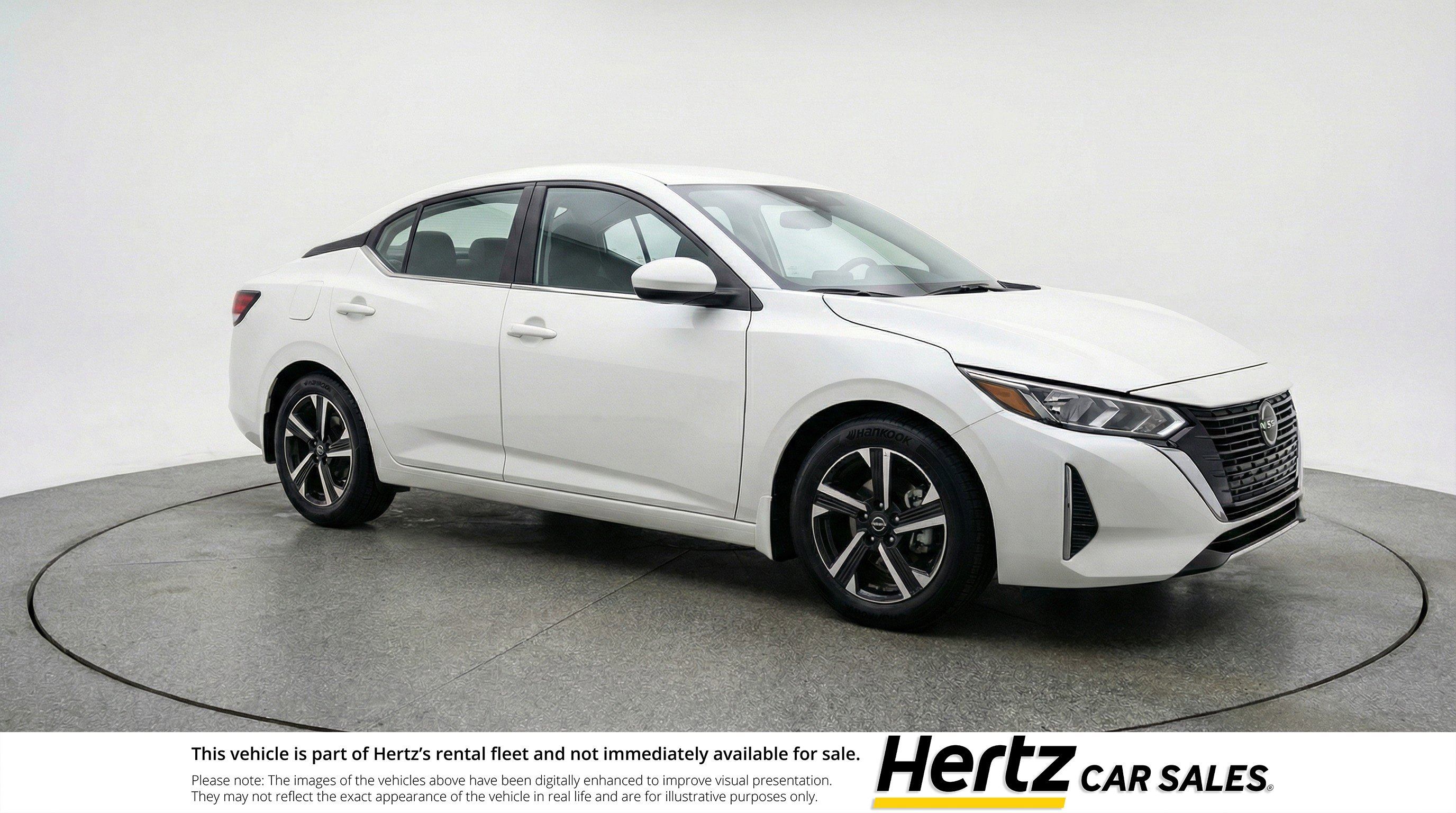 Used 2025 Nissan Sentra SV image 1