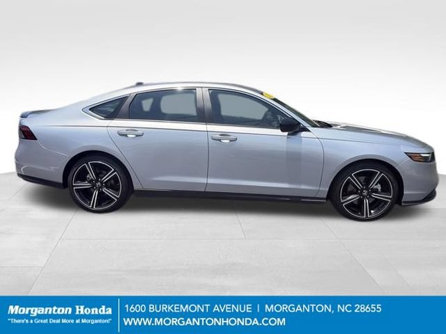 Used 2025 Honda Accord Sport image 10