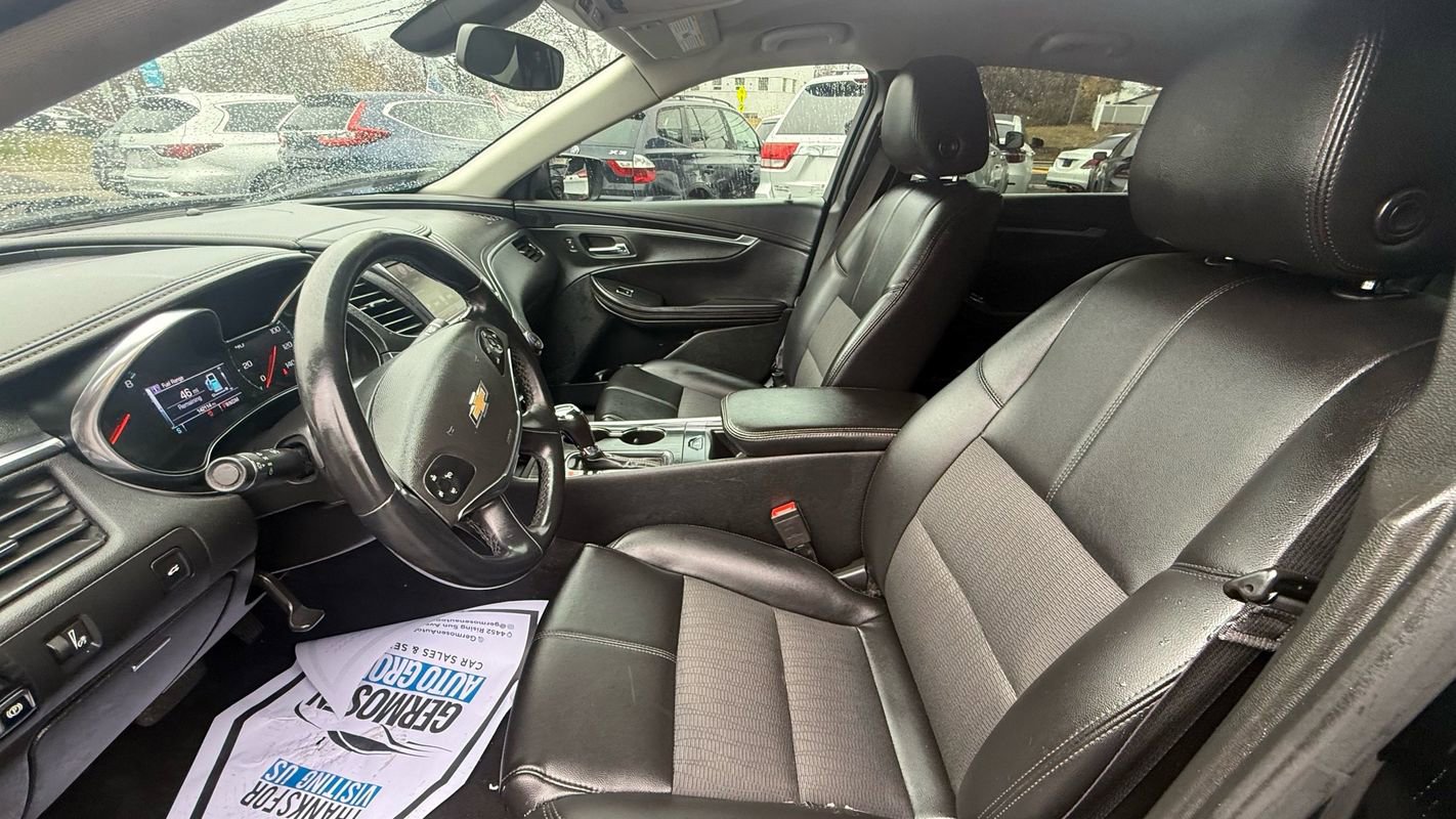 Used 2017 Chevrolet Impala LT image 9