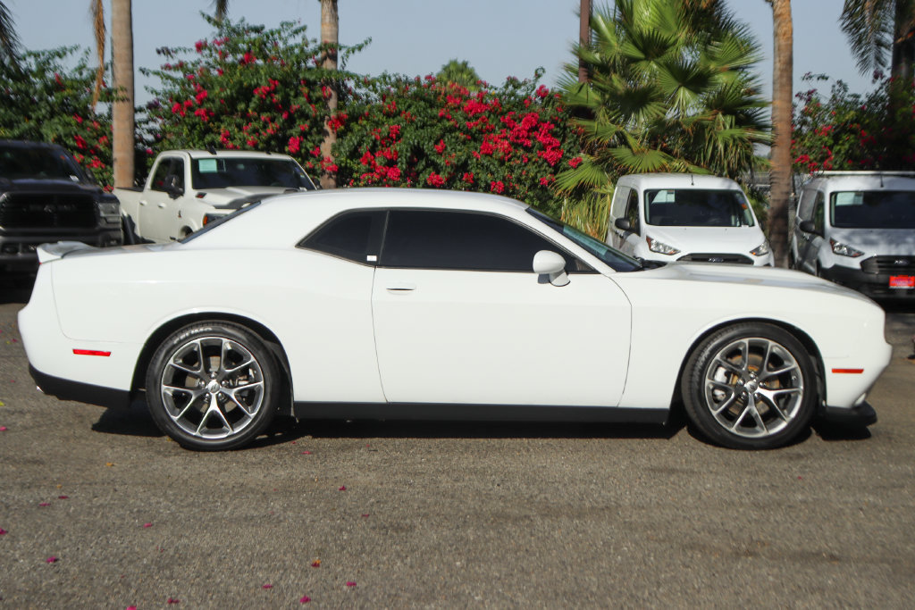 Used 2022 Dodge Challenger GT RWD image 11