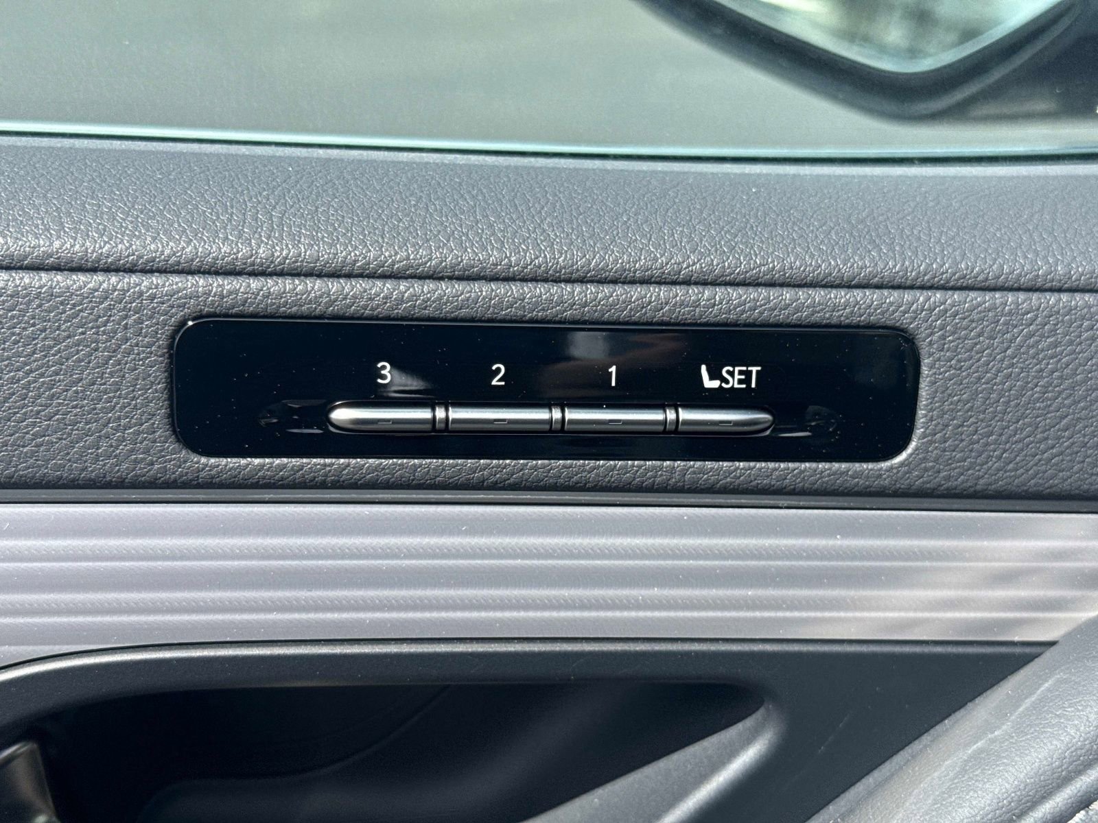 New 2026 Lexus LX 700h F Sport AWD/4WD image 19