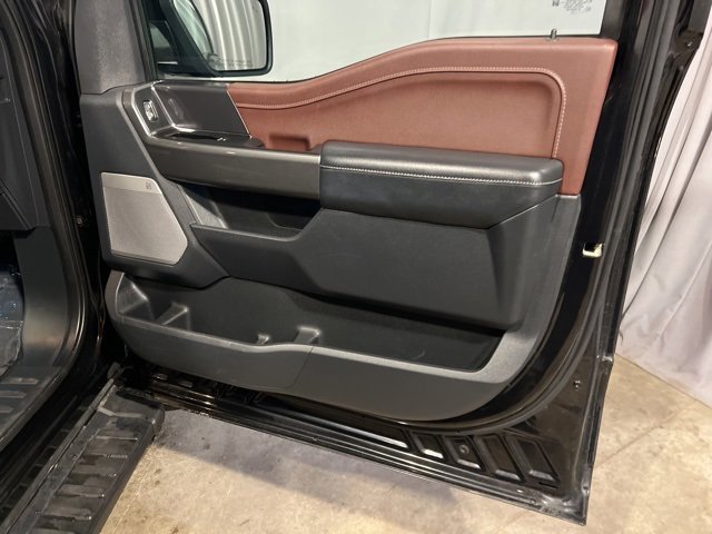 Used 2023 Ford F150 Lariat w/ Equipment Group 502A High image 18