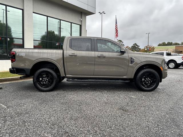 Used 2025 Ford Ranger Lariat w/ FX4 Off-Road Package image 3