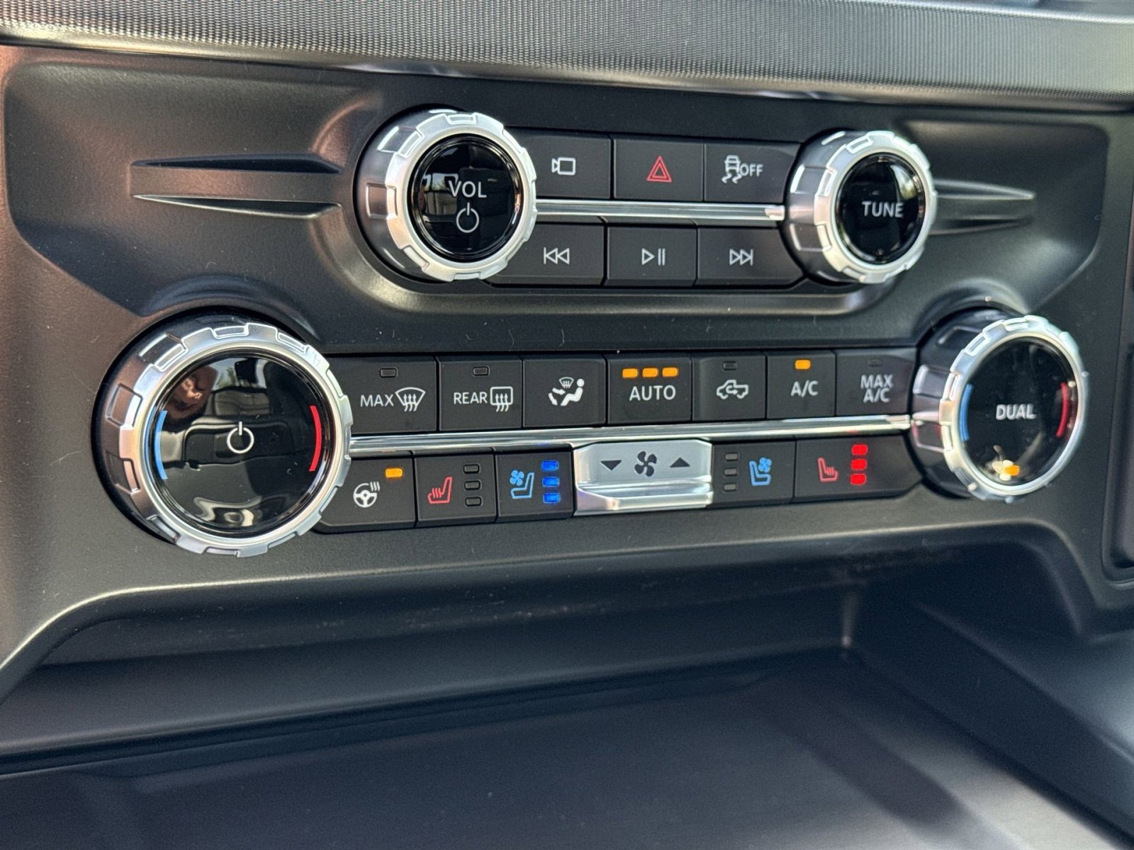 New 2026 Ford F350 Platinum image 39