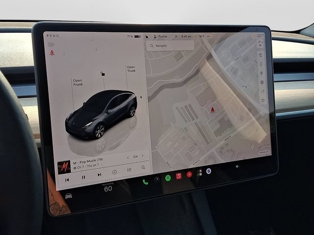 Used 2023 Tesla Model Y Long Range AWD/4WD image 17