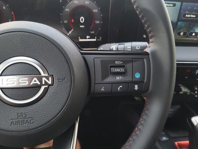 New 2025 Nissan Kicks SR w/ Illumination Package image 9