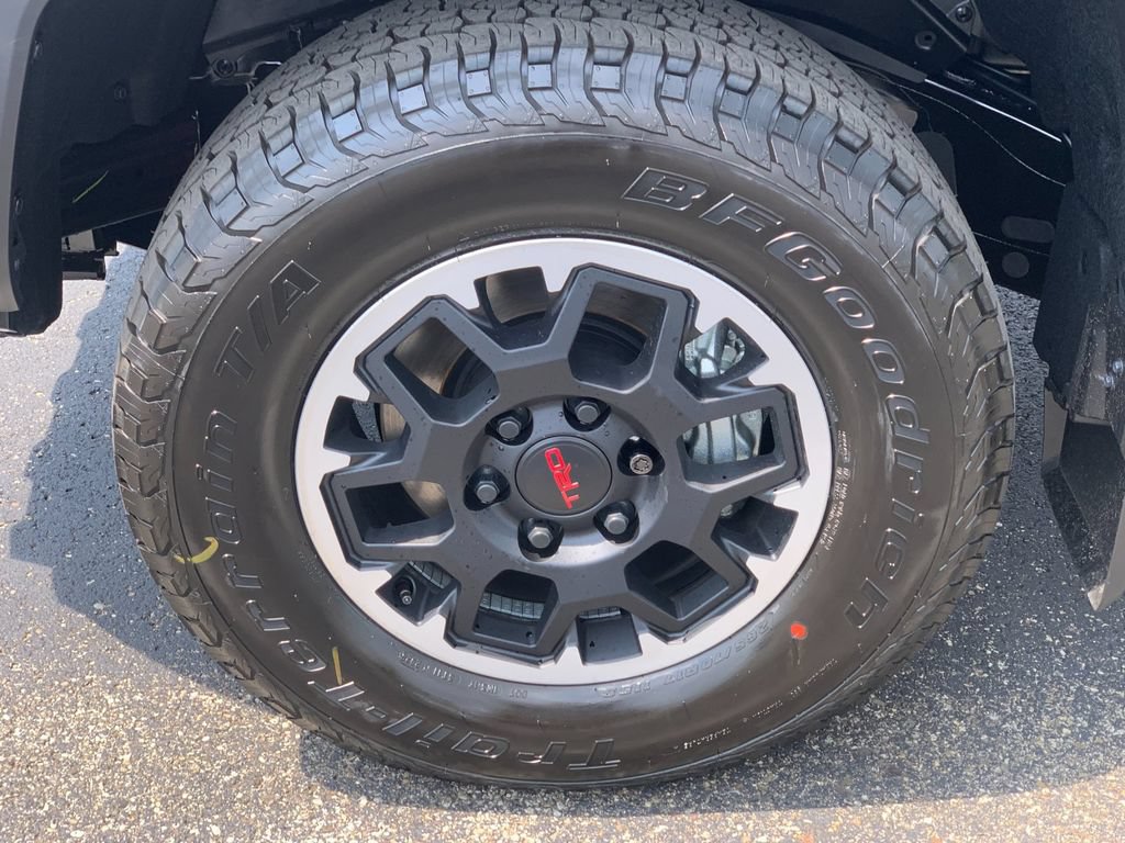 New 2026 Toyota Tacoma TRD Off-Road AWD/4WD image 30