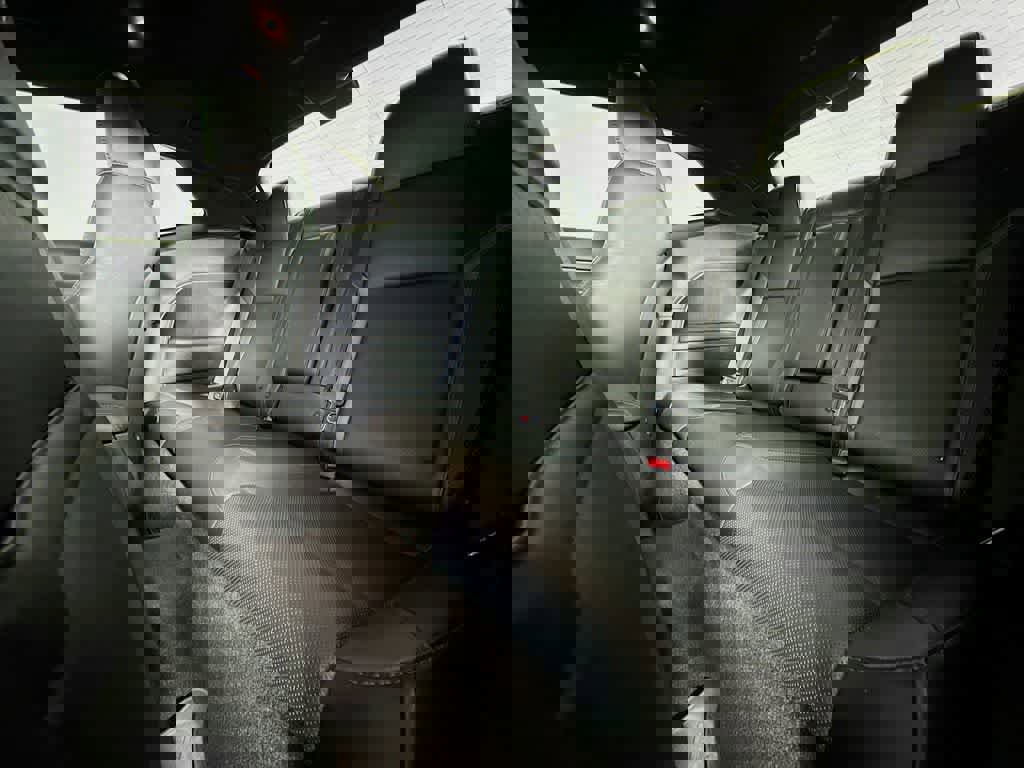 Used 2018 Dodge Challenger GT w/ Driver Convenience Group image 12