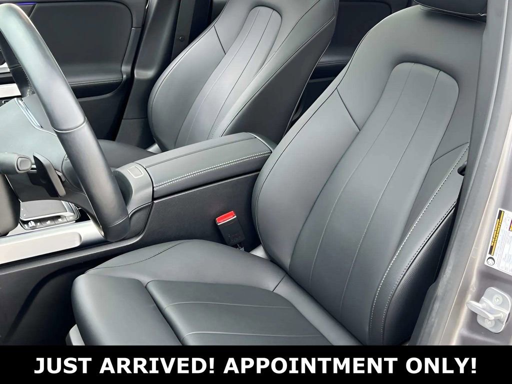 Used 2023 Mercedes-Benz EQB 350 4MATIC SUV image 7
