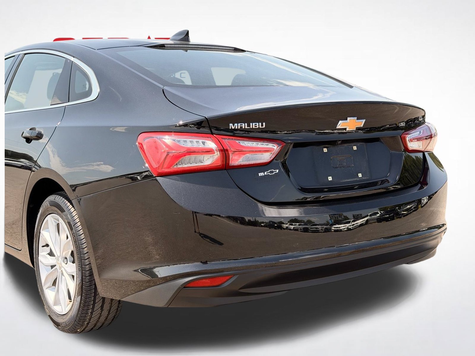 Used 2022 Chevrolet Malibu LT FWD image 9