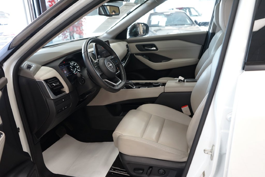 Used 2023 Nissan Rogue SL AWD/4WD image 25