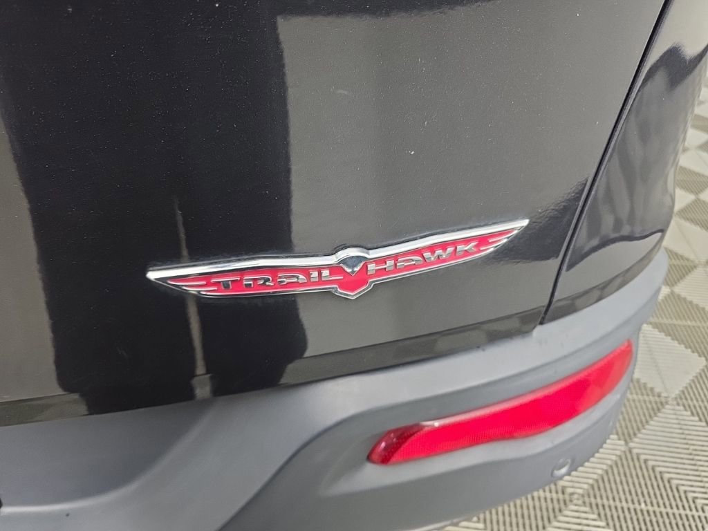 Used 2016 Jeep Cherokee Trailhawk w/ Leather Interior Group image 34