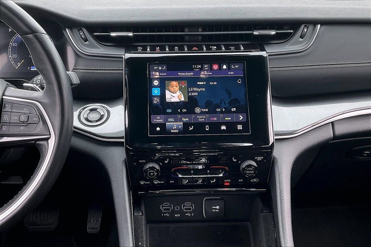 Certified 2022 Jeep Grand Cherokee L Laredo image 13