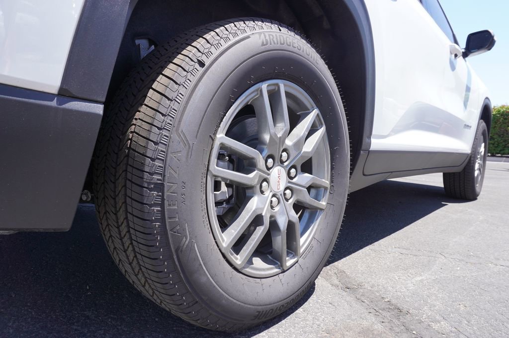 New 2025 GMC Acadia Elevation image 6