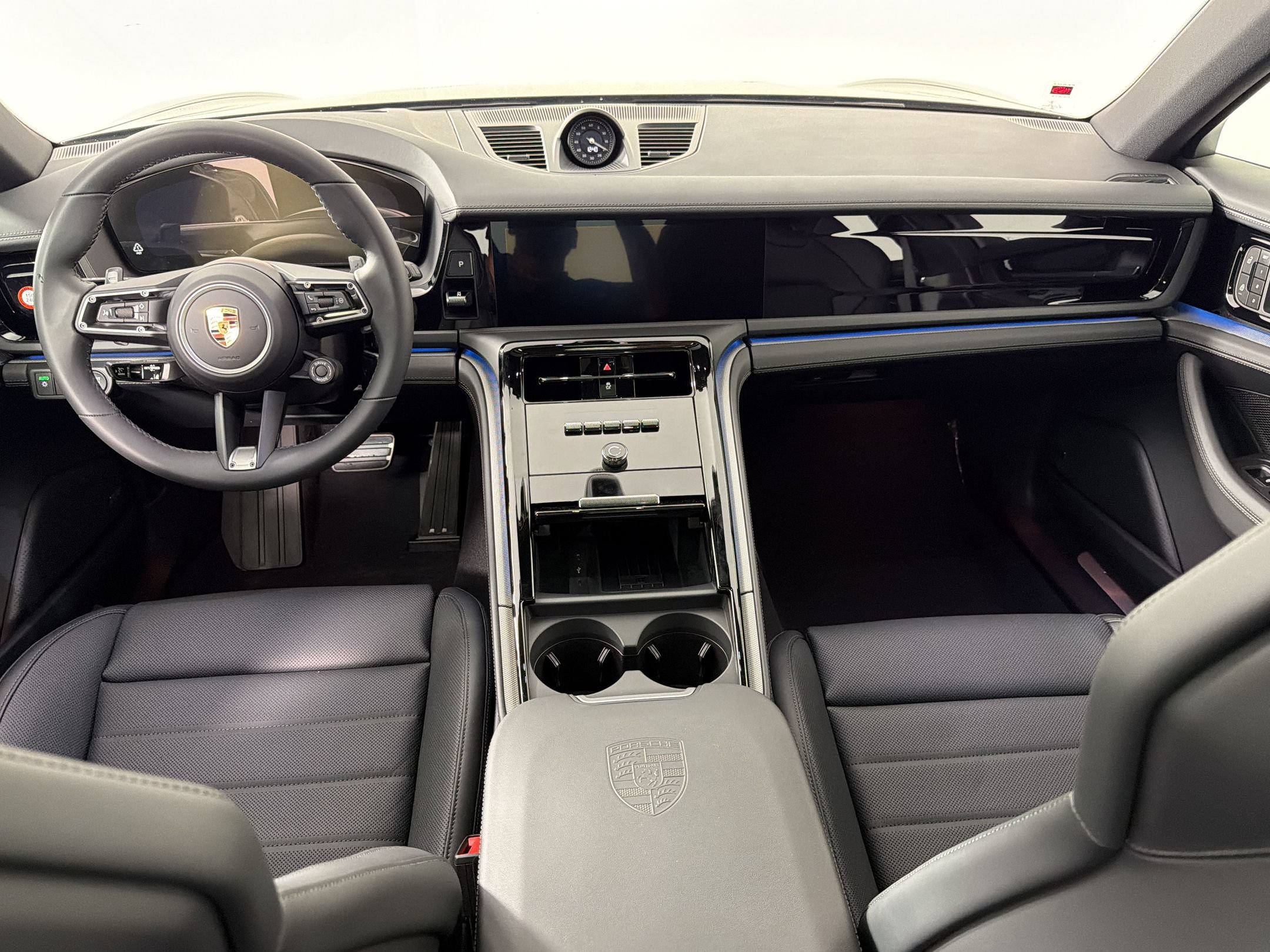 New 2026 Porsche Panamera 4 AWD/4WD image 19