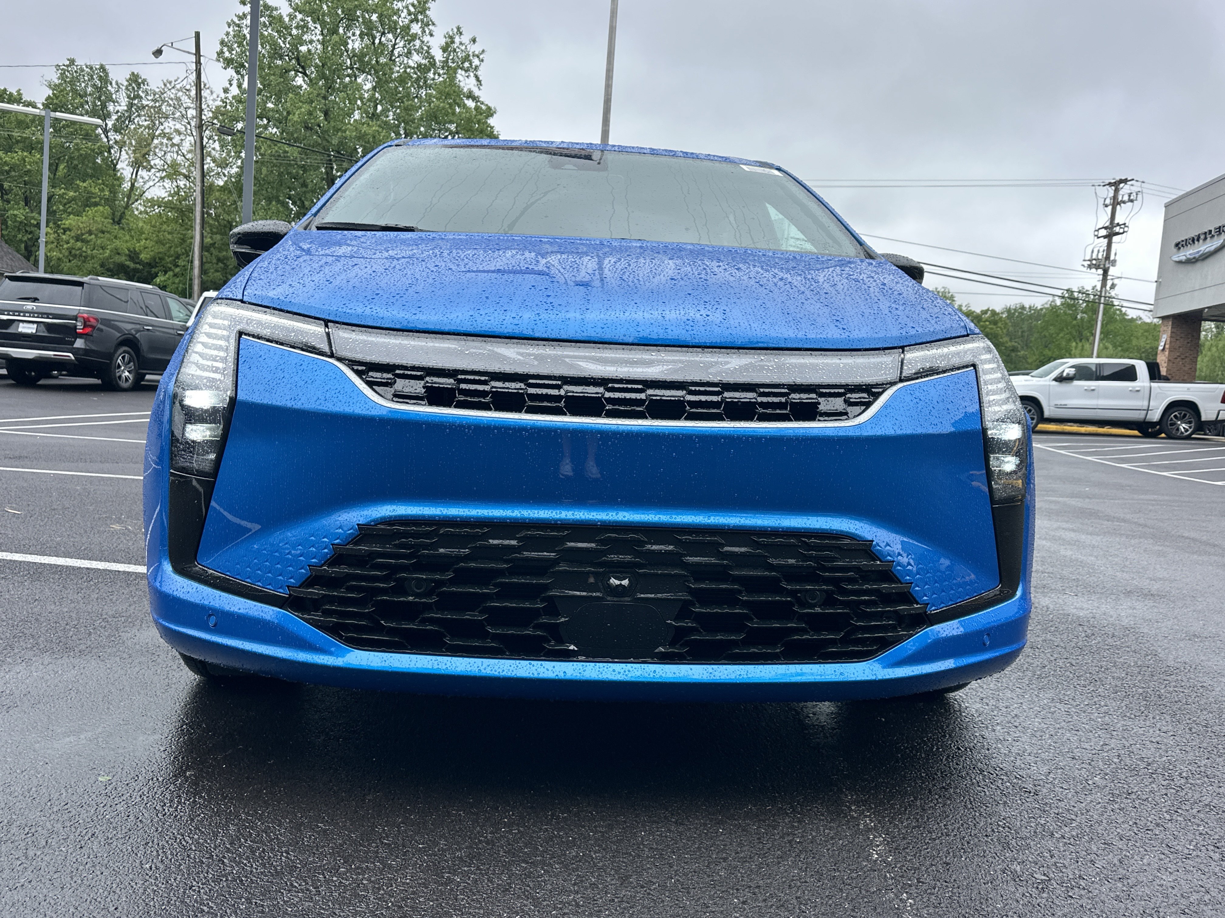 New 2027 Chrysler Pacifica Select FWD image 21
