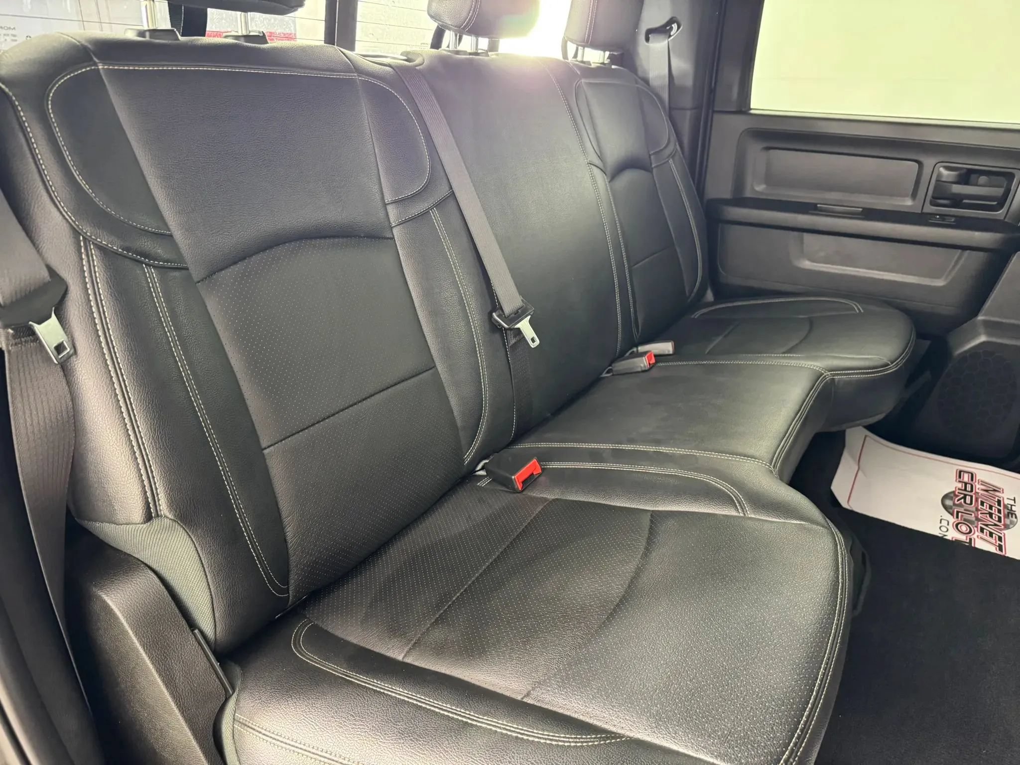 Used 2024 RAM 3500 Tradesman w/ Chrome Appearance Group AWD/4WD image 33