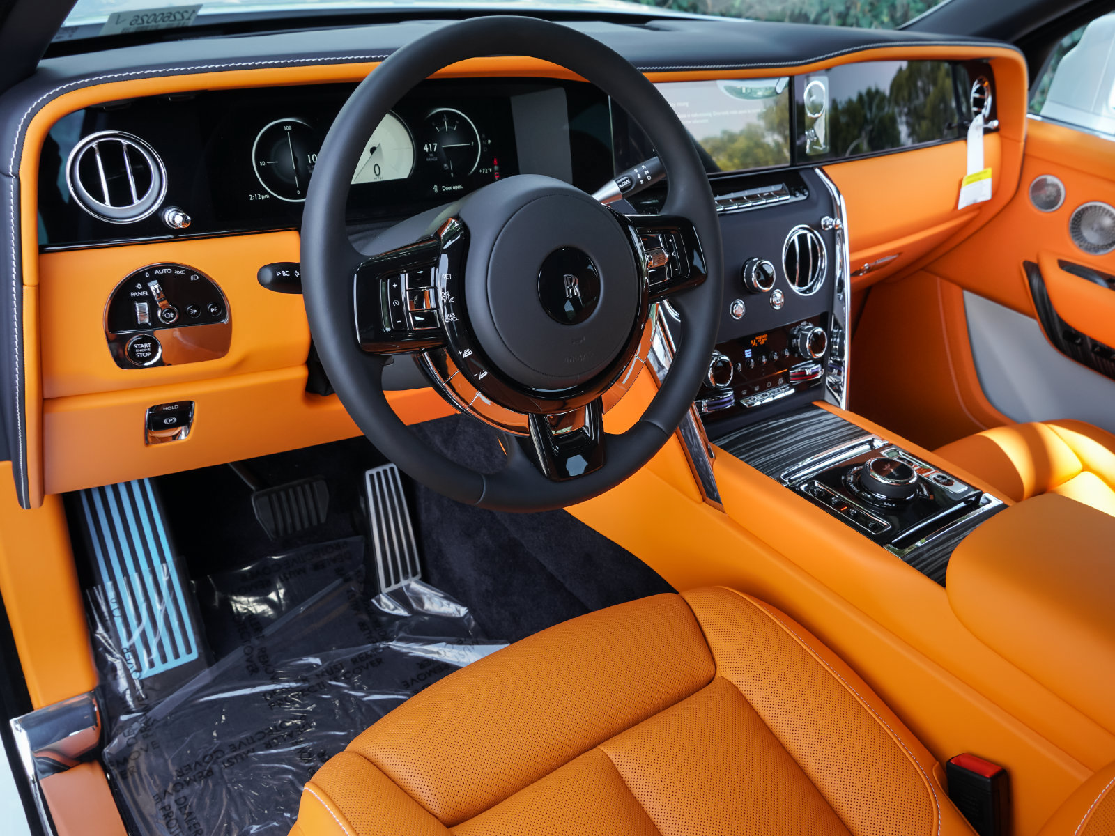 New 2026 Rolls-Royce Cullinan w/ Cullinan Package AWD/4WD image 16