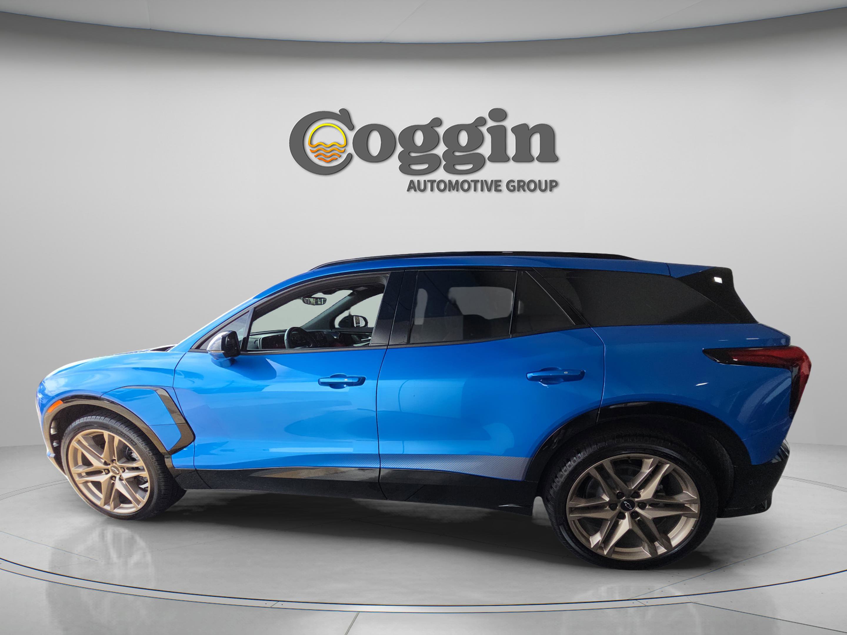 New 2026 Chevrolet Blazer EV RS w/ LPO, Tech Bronze Package FWD image 2