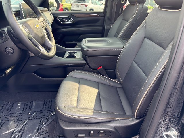 Used 2024 Chevrolet Tahoe Premier AWD/4WD image 10