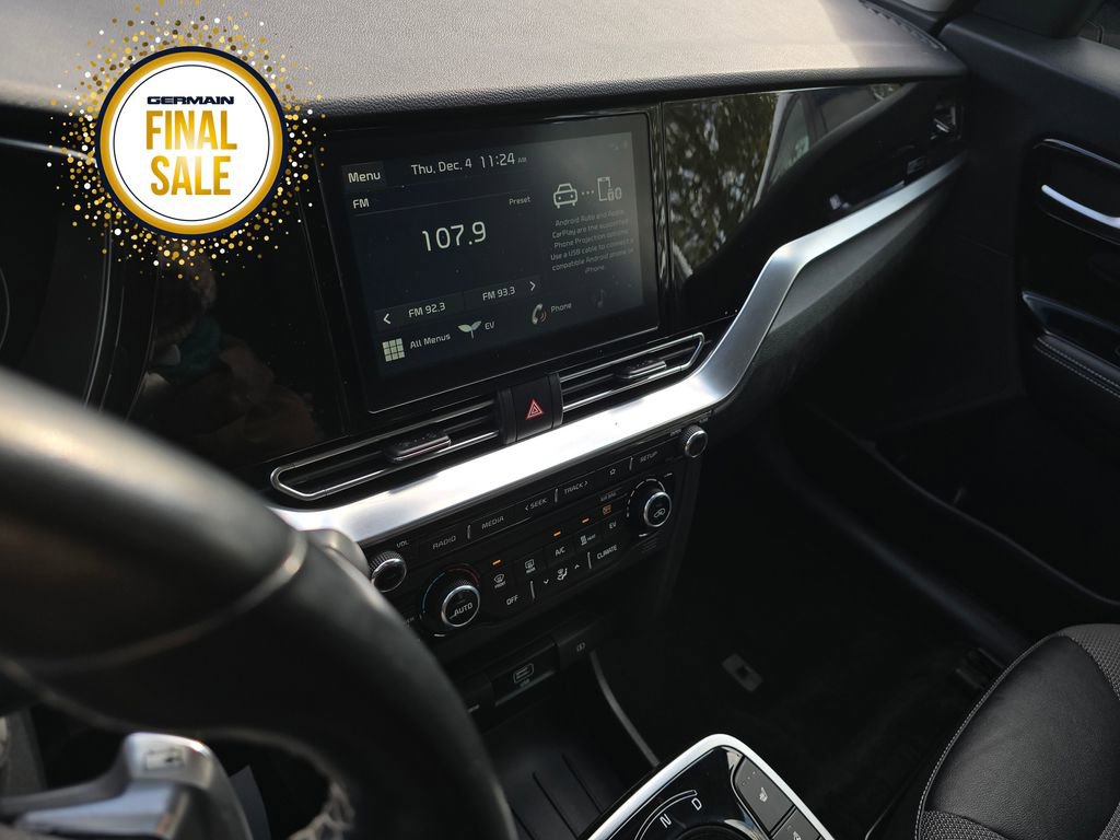 Certified 2020 Kia Niro EX w/ Cold Weather Package image 21