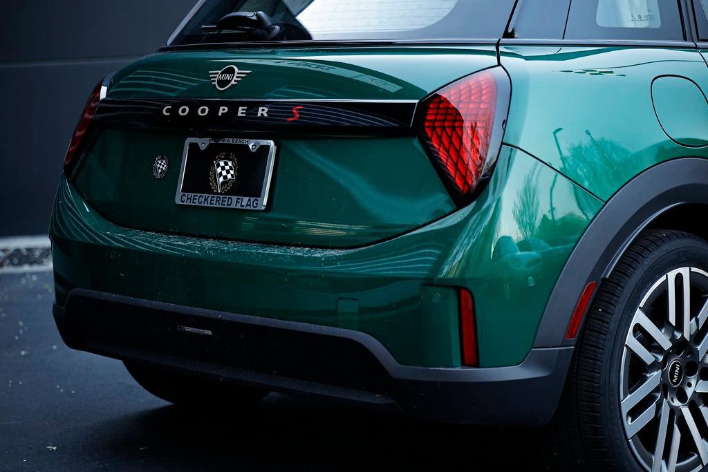 Used 2025 MINI Cooper S image 9