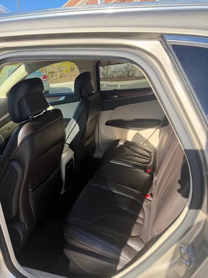 Used 2015 Lincoln MKC AWD w/ Equipment Group 102A Reserve image 5
