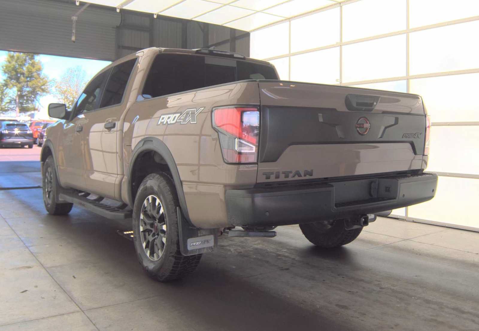 Certified 2023 Nissan Titan PRO-4X w/ Pro-4x Utility Package AWD/4WD video 2