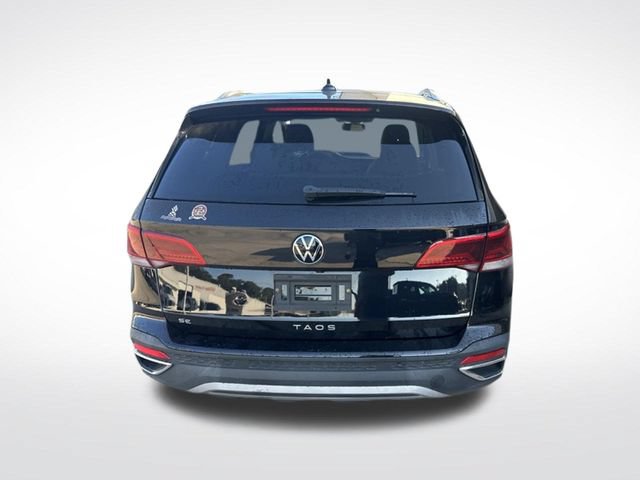 Used 2022 Volkswagen Taos SE FWD image 13